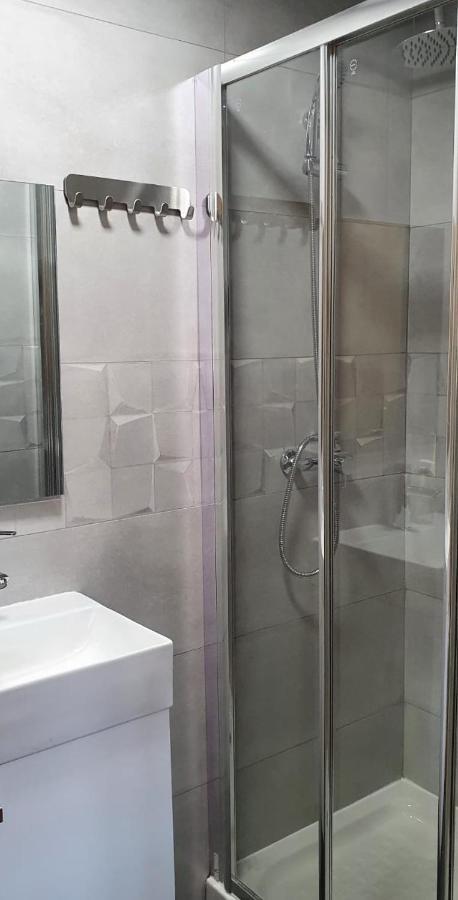 Rooms Suite Planetario Madrid Esterno foto